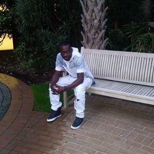 Meet your Posher, Antonio